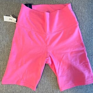 Hot pink stretch bike short